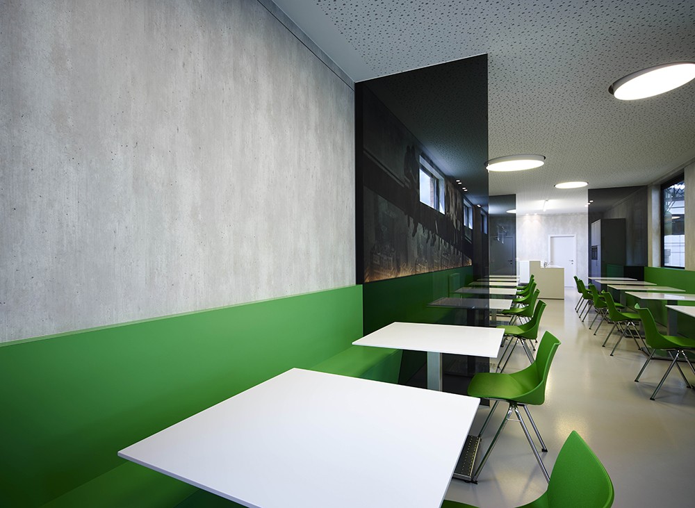 Unilin Clicwall MDF 0F989 BST Pure concrete light 70% PEFC gecert. - Afbeelding 2 Unilin Clicwall MDF 0F989 BST Pure concrete light 70% PEFC gecert. - Afbeelding 2